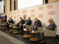 Диалог на Волге начался с дискуссий (1)